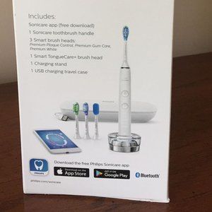 DiamondClean Smart Toothbrush by Sonicare